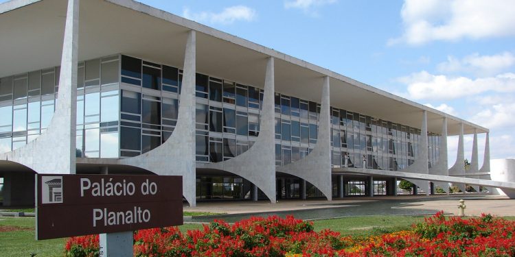 O que quer o governo com a reforma administrativa?