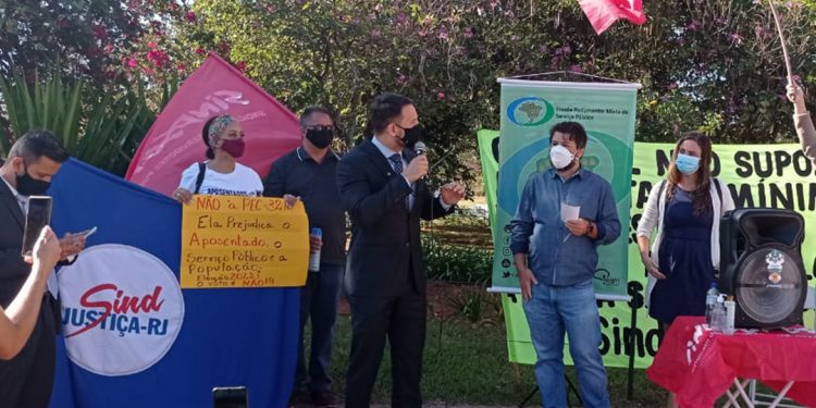 Servir Brasil e entidades fazem ato contra a Reforma Administrativa