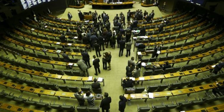 A reforma administrativa vai reduzir a desigualdade no Brasil?