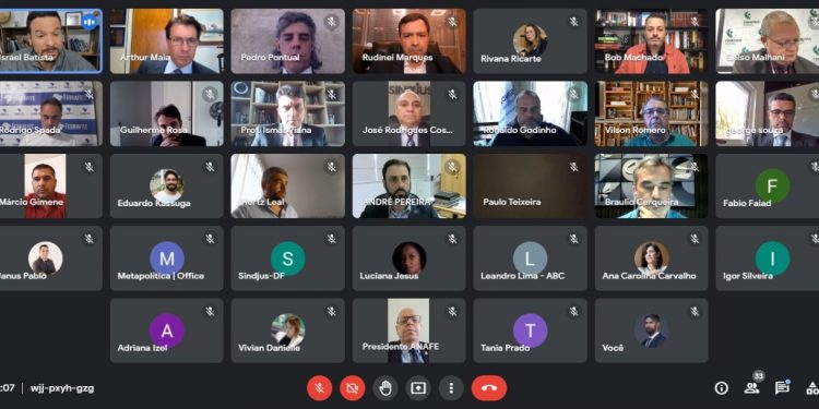 Servir Brasil se reúne com relator para discutir pontos da Reforma Administrativa