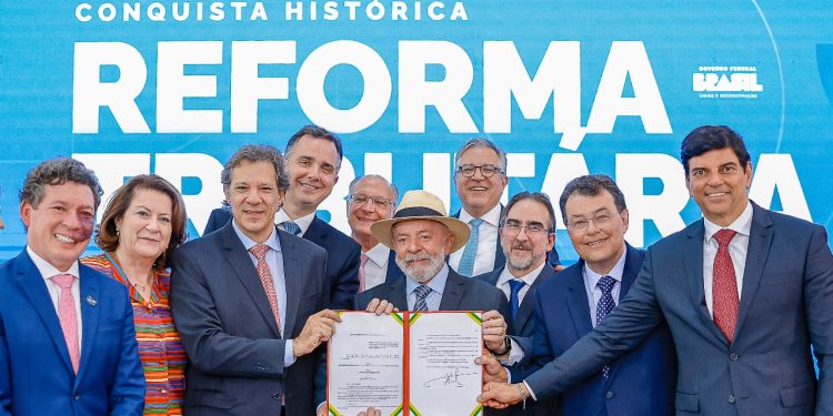 PLP nº 68/2024 é sancionado mantendo isenção tributária para previdência complementar e planos de saúde de autogestão